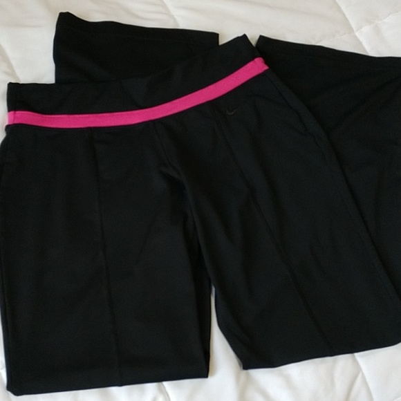 Nike Pants - Nike dri-fit yoga pants. Size S